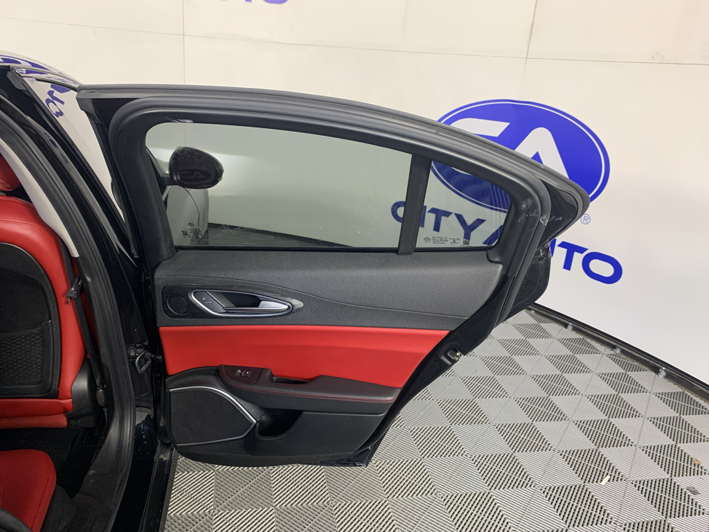 Used 2019 Alfa romeo Giulia Sedan