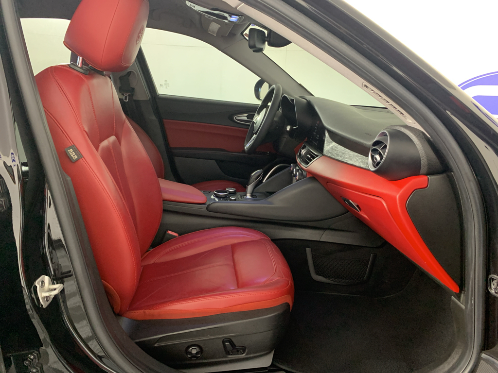 Used 2019 Alfa romeo Giulia Sedan