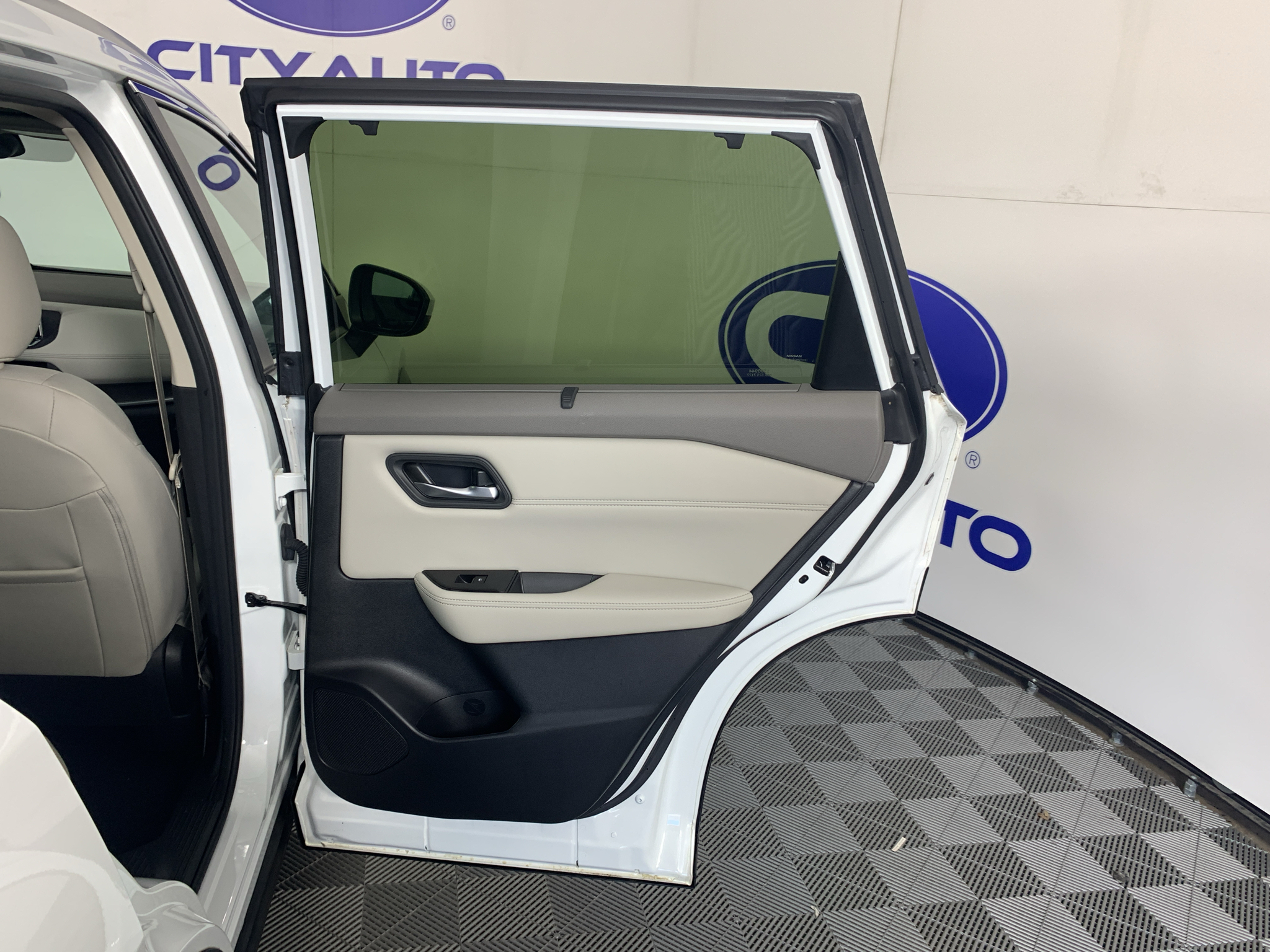 Used 2024 Nissan Rogue SUV