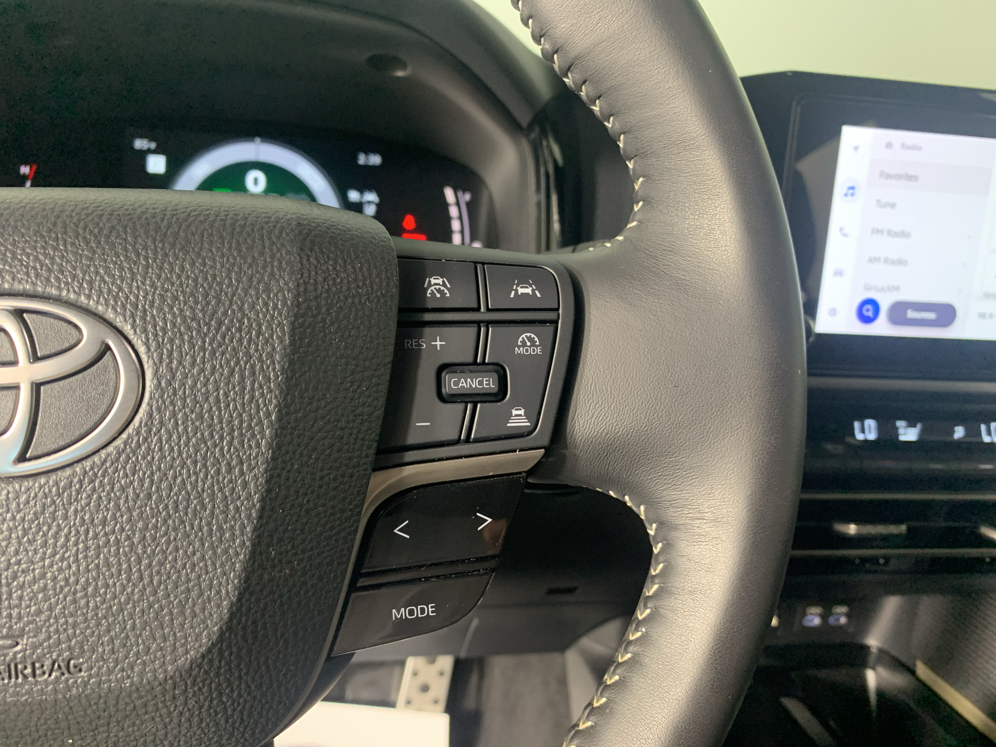 Used 2025 Toyota Camry Hybrid Sedan