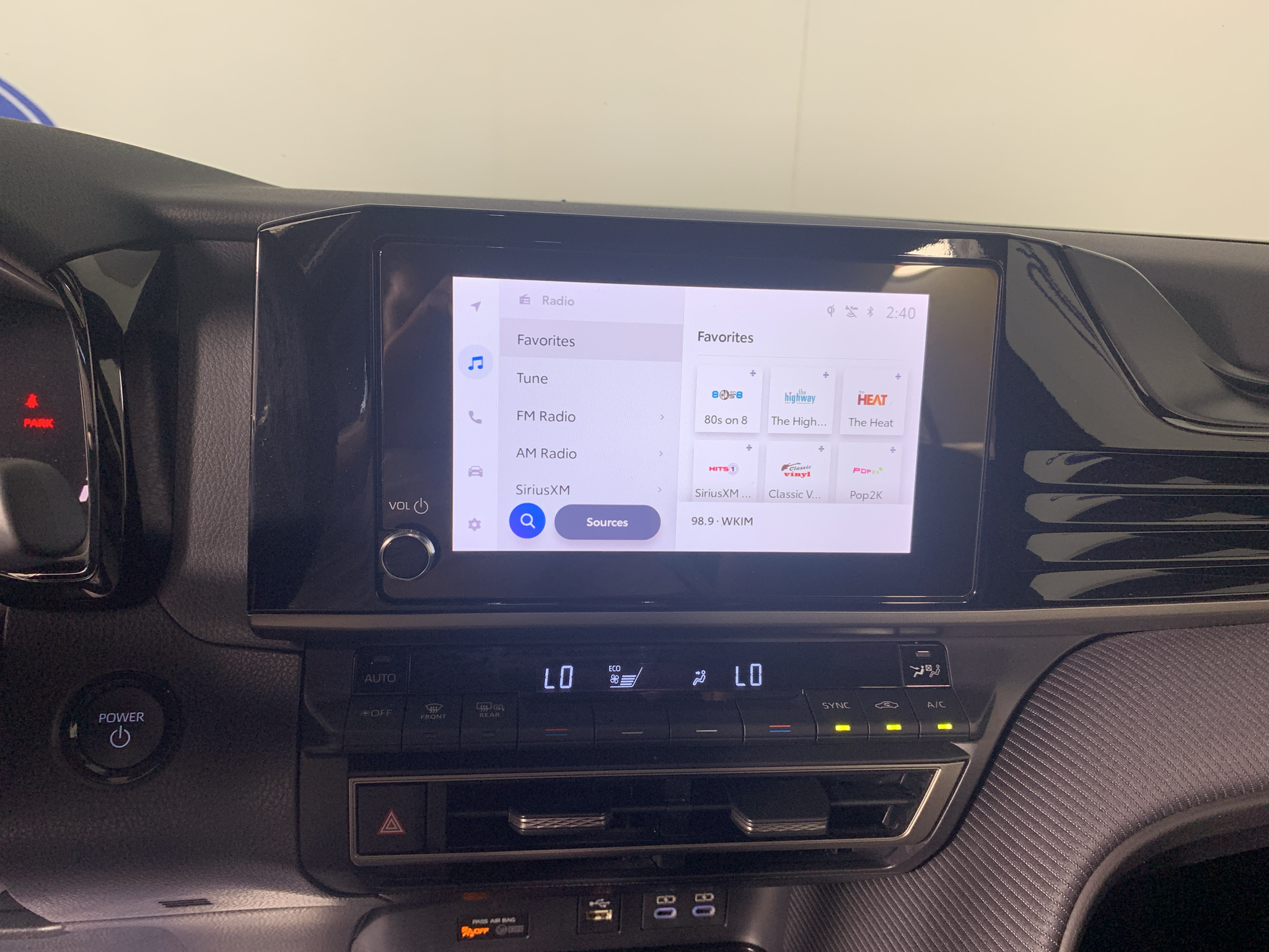 Used 2025 Toyota Camry Hybrid Sedan