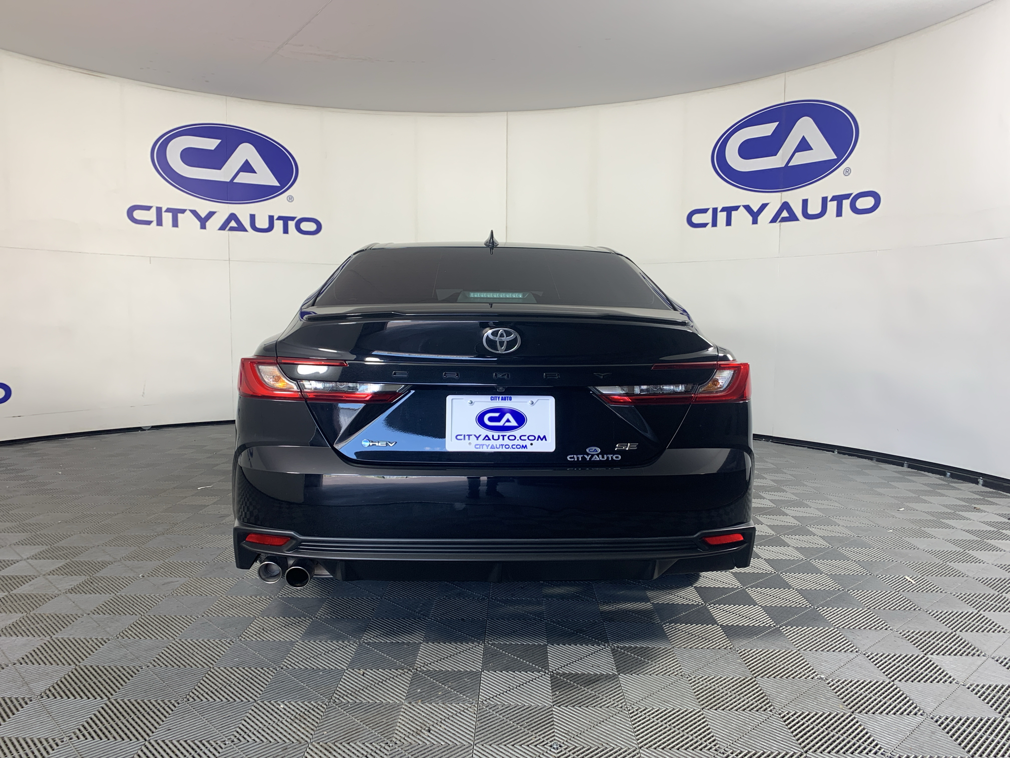 Used 2025 Toyota Camry Hybrid Sedan