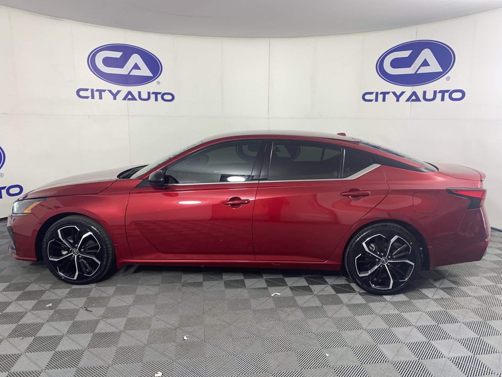 Used 2023 Nissan Altima Sedan