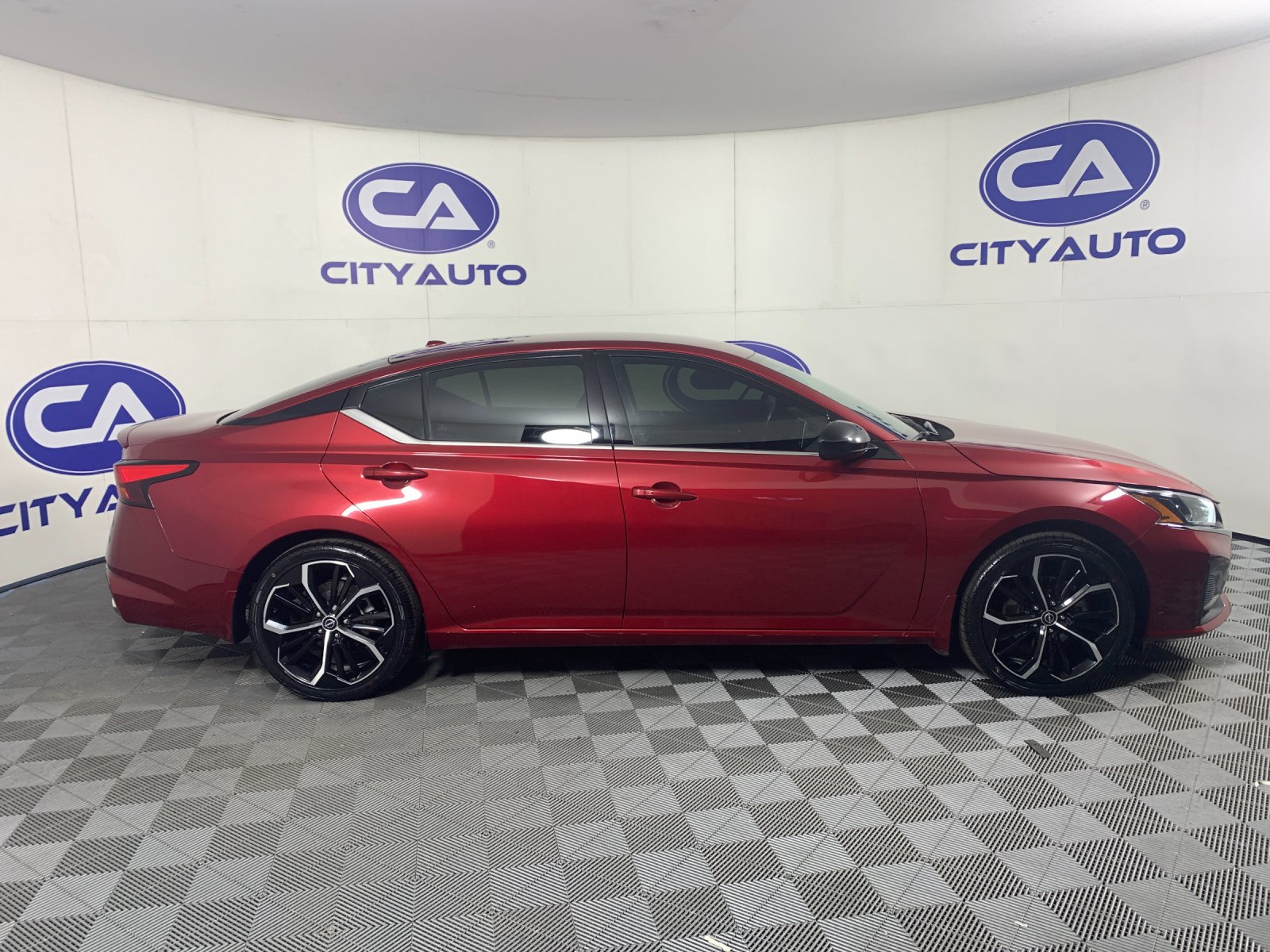 Used 2023 Nissan Altima Sedan