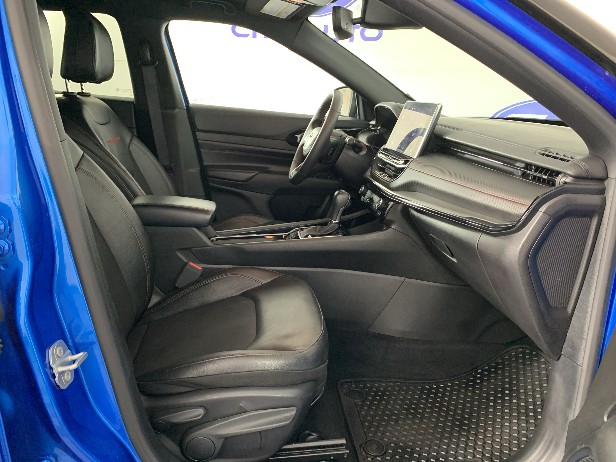 Used 2025 Jeep Compass SUV