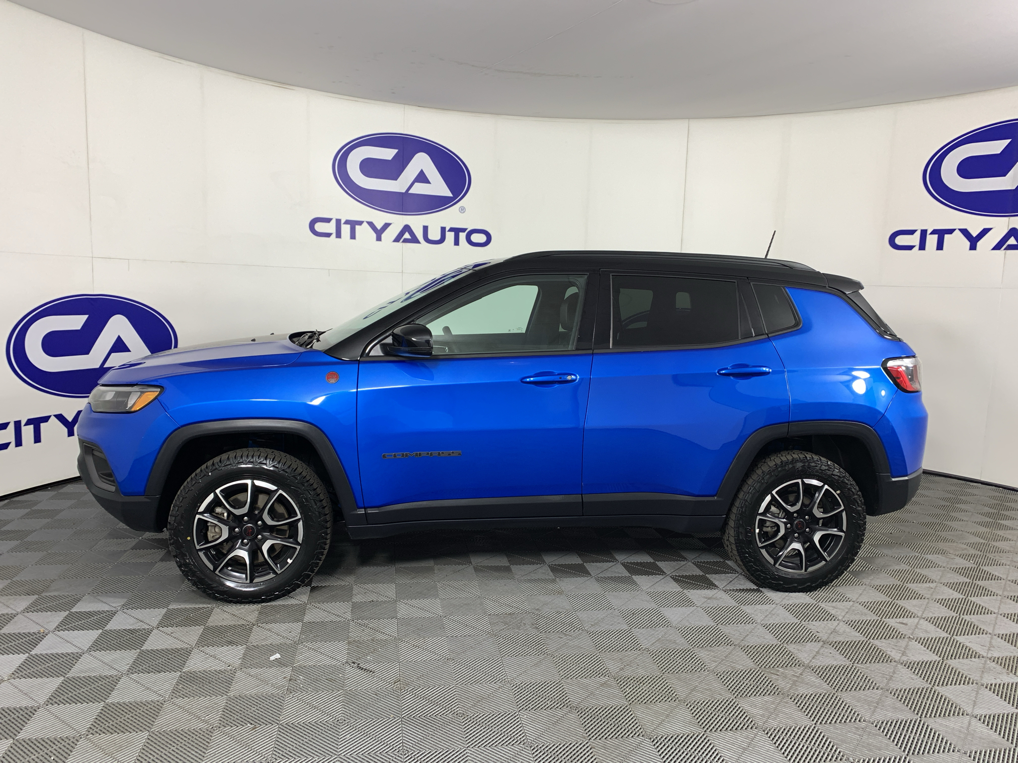 Used 2025 Jeep Compass SUV