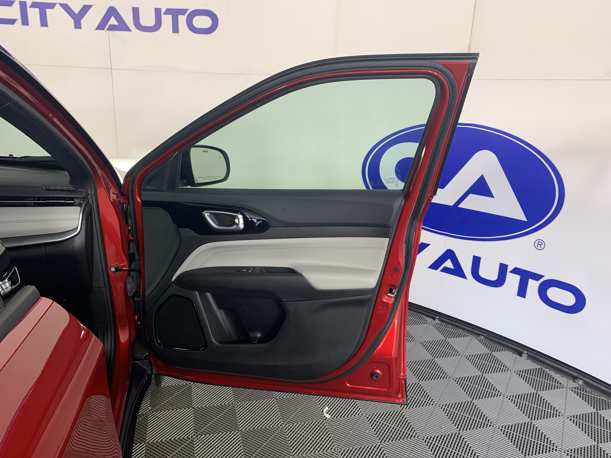 Used 2025 Jeep Compass SUV