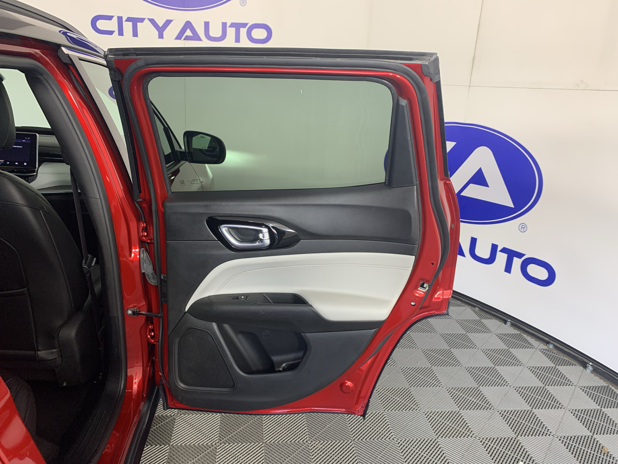 Used 2025 Jeep Compass SUV