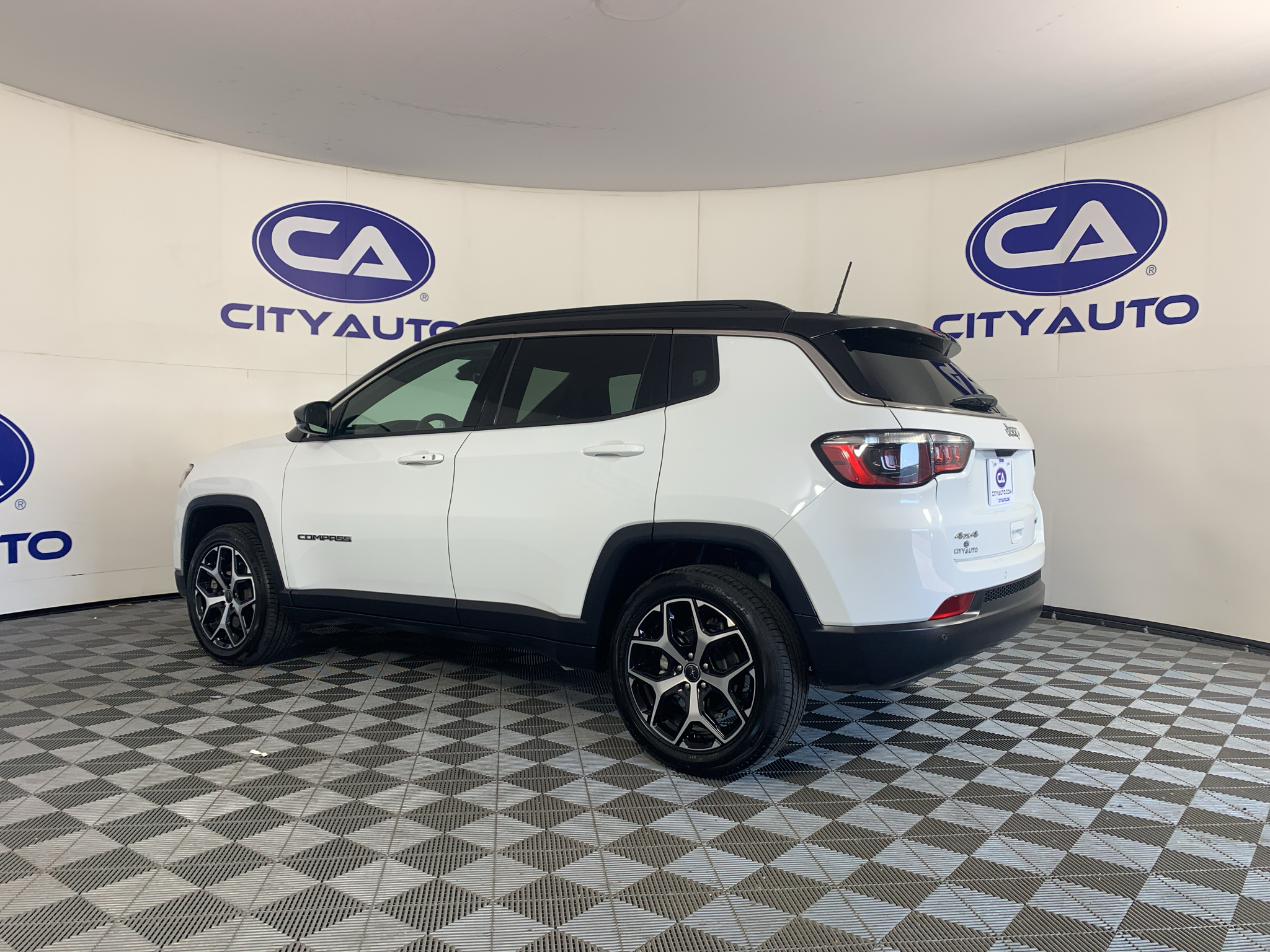 Used 2025 Jeep Compass SUV
