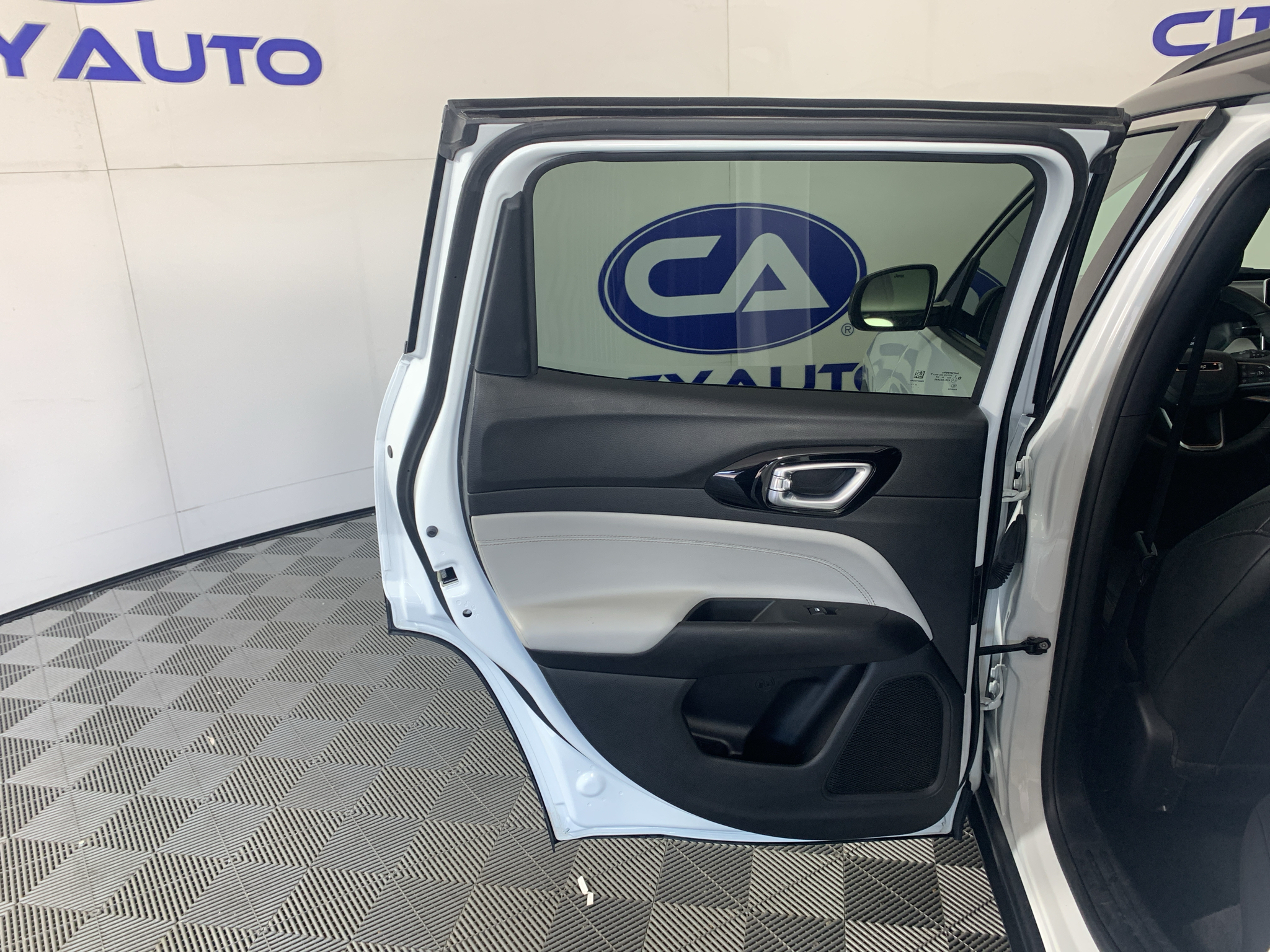 Used 2025 Jeep Compass SUV