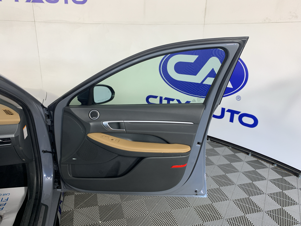 Used 2024 Hyundai Sonata Hybrid Sedan