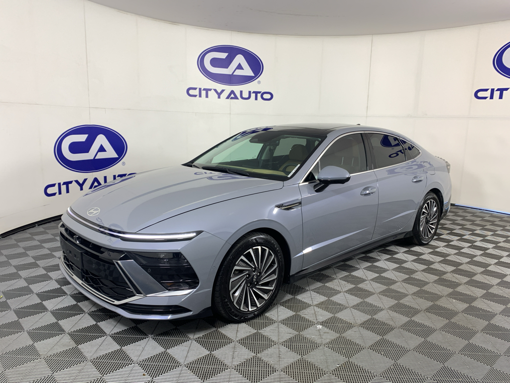 Used 2024 Hyundai Sonata Hybrid Sedan