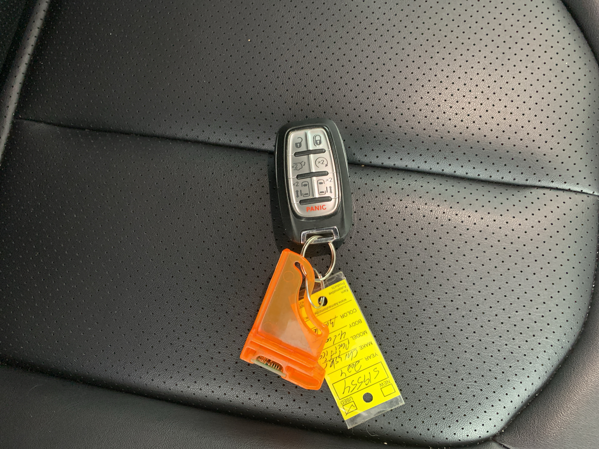 Used 2024 Chrysler Pacifica Van