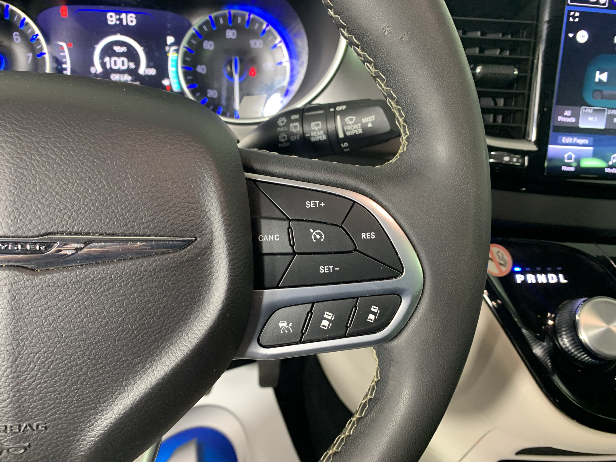 Used 2024 Chrysler Pacifica Van