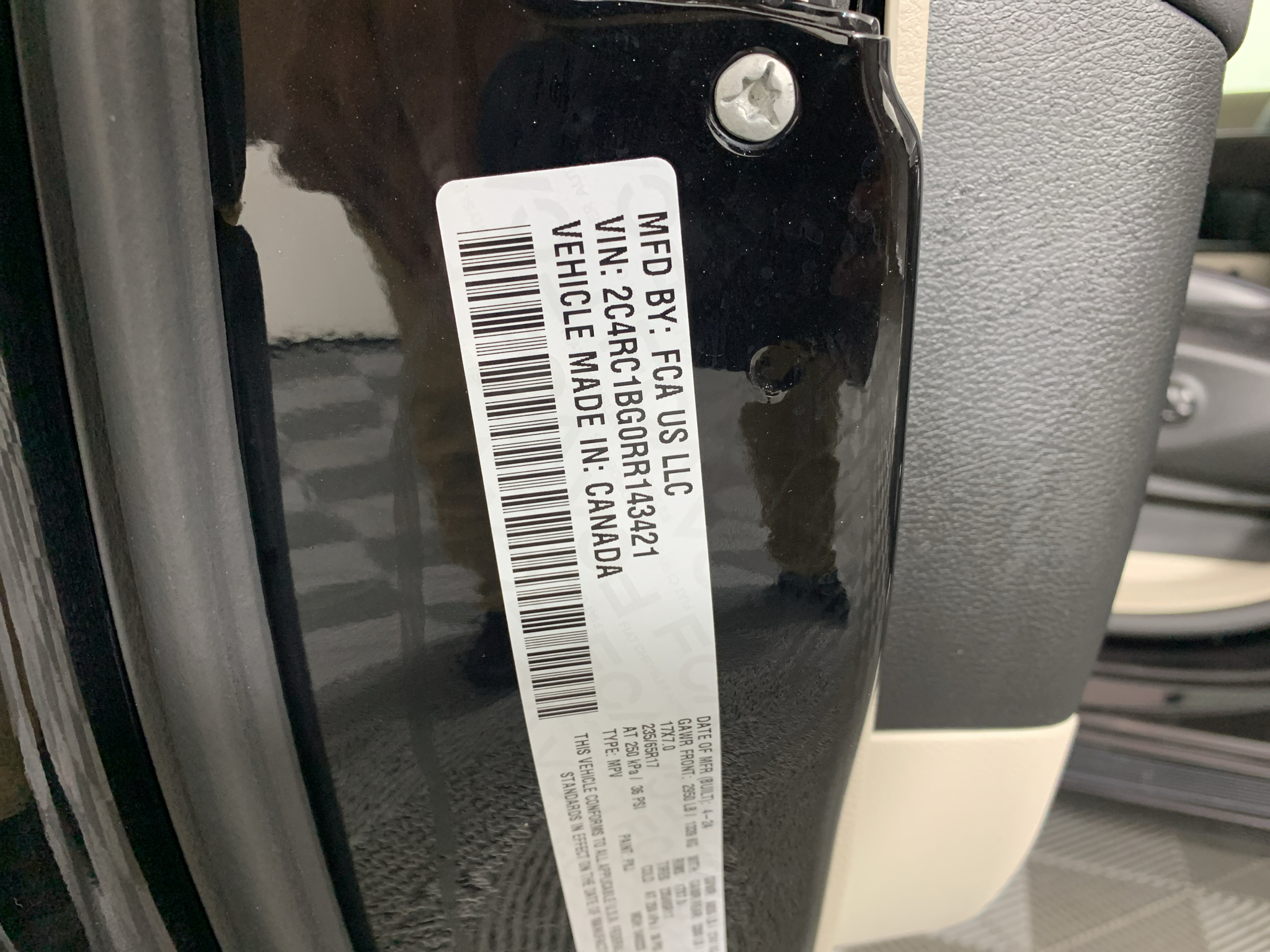Used 2024 Chrysler Pacifica Van
