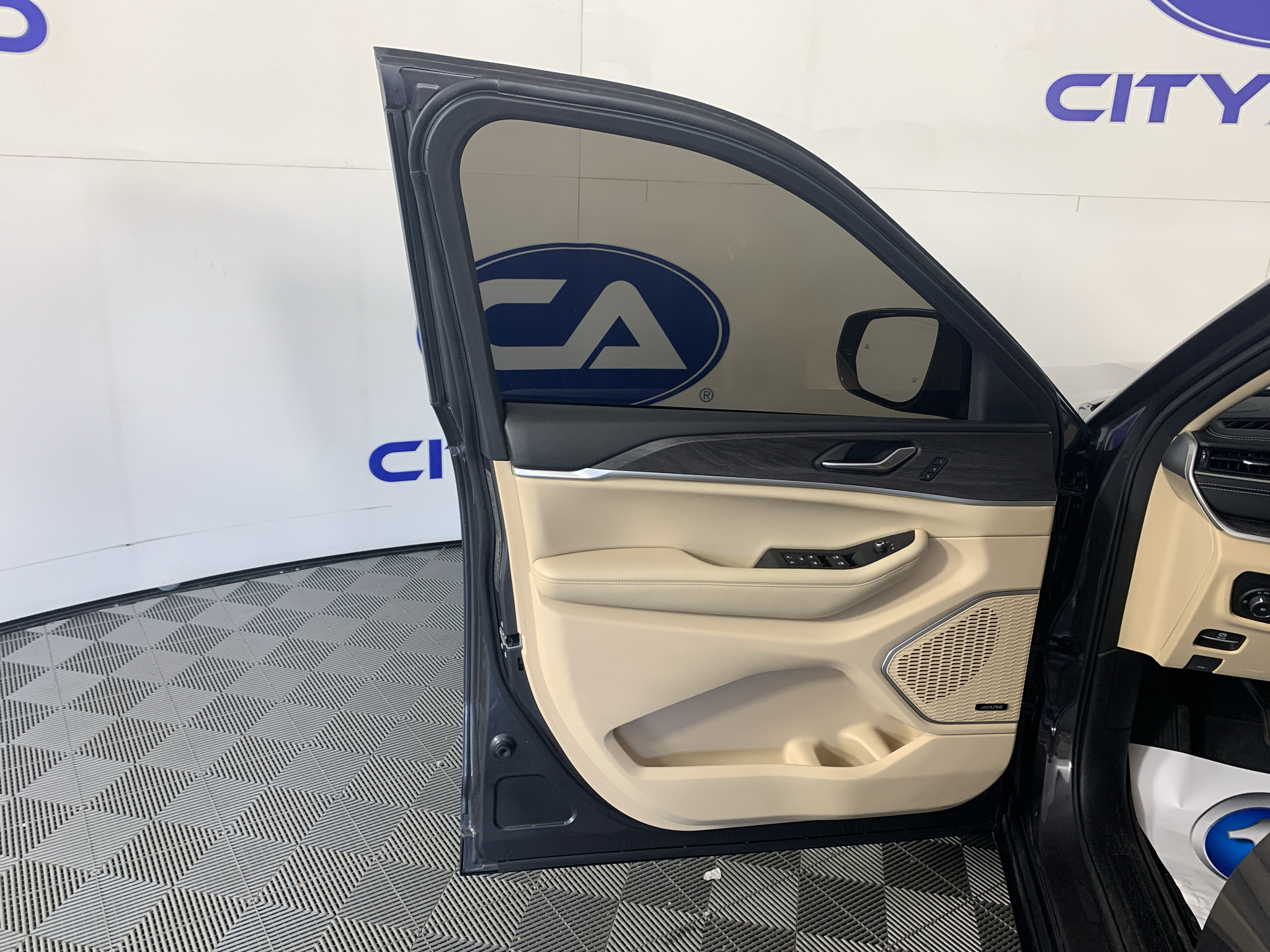 Used 2021 Jeep Grand Cherokee L SUV