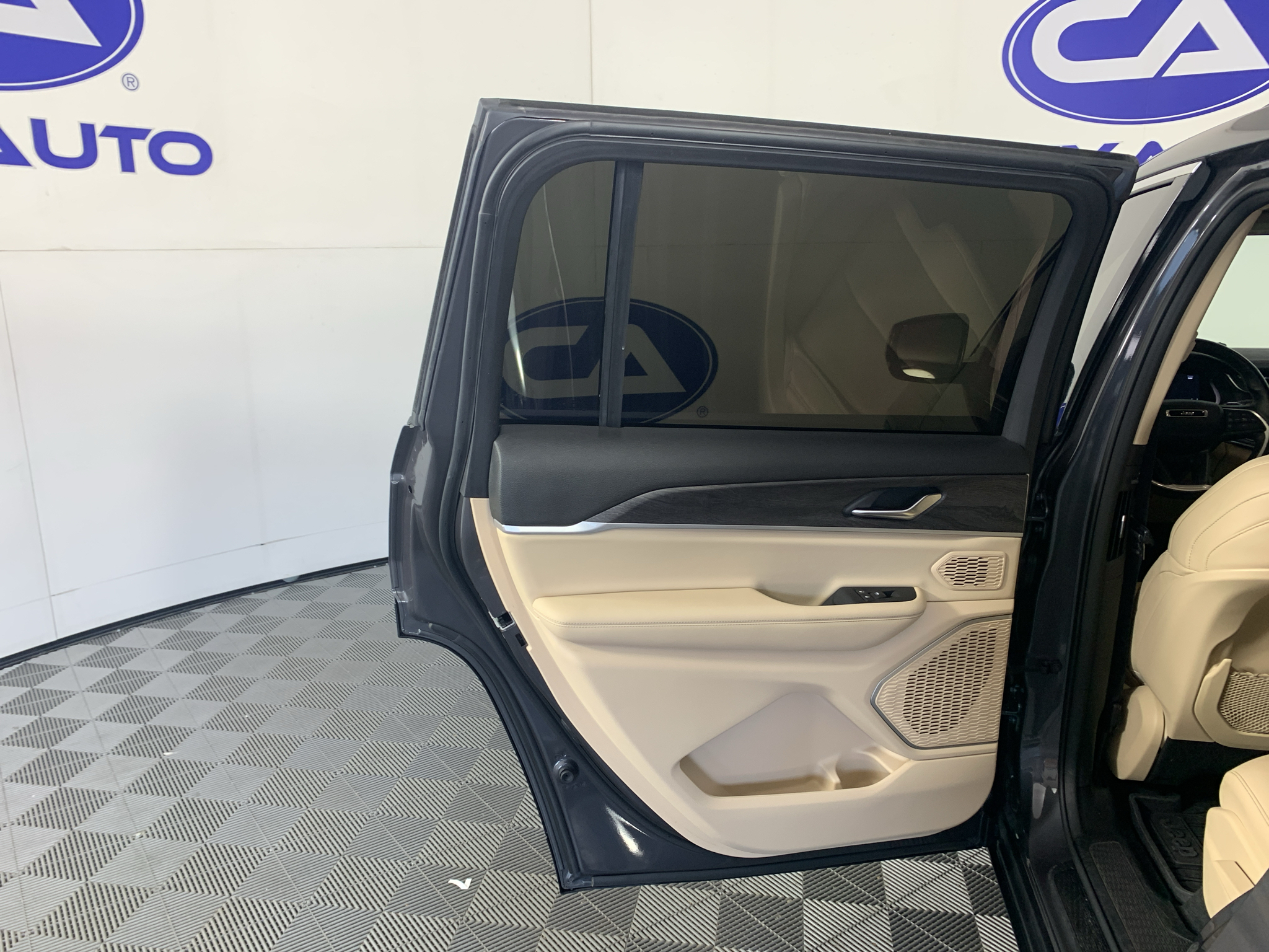 Used 2021 Jeep Grand Cherokee L SUV
