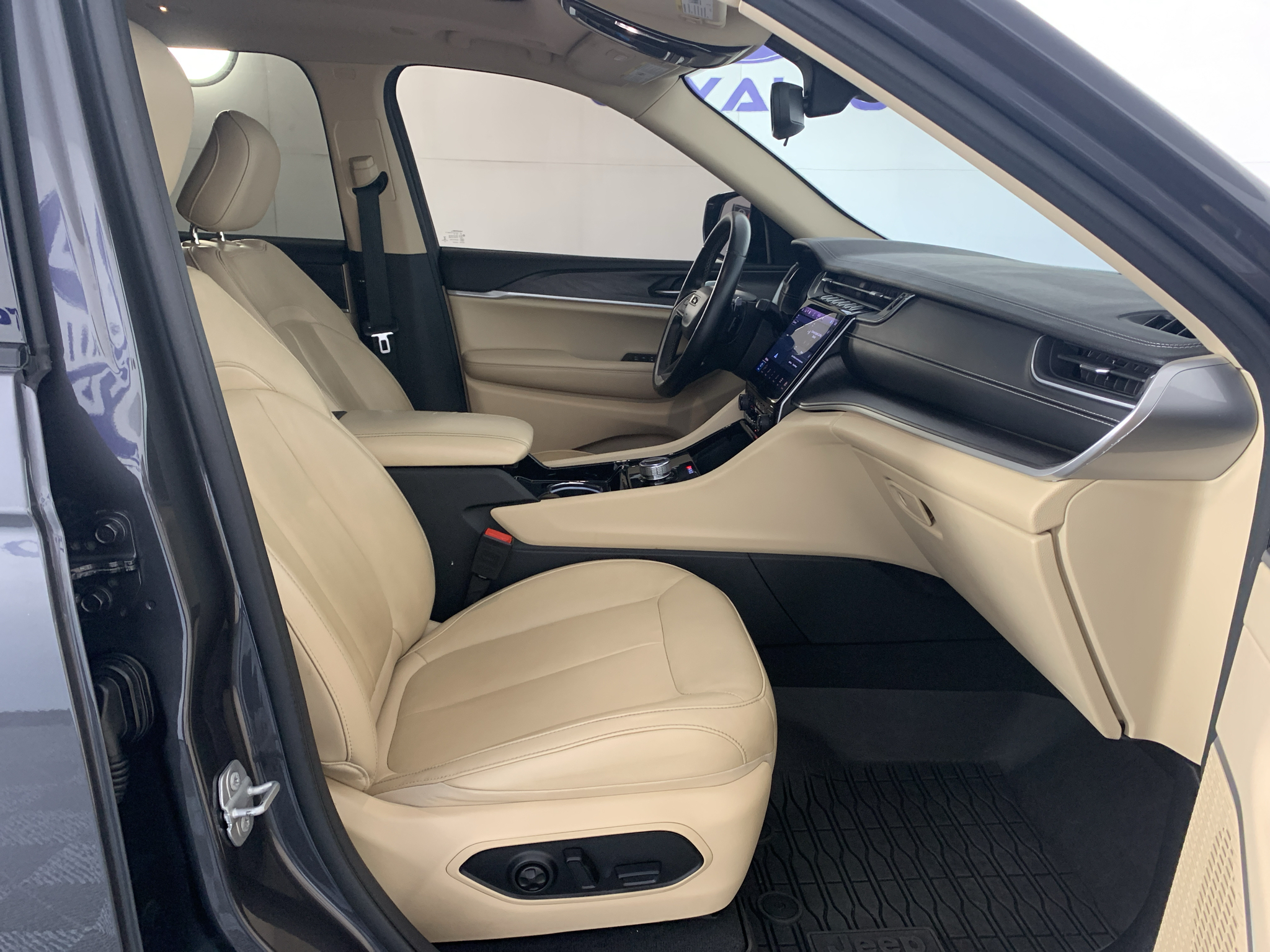 Used 2021 Jeep Grand Cherokee L SUV