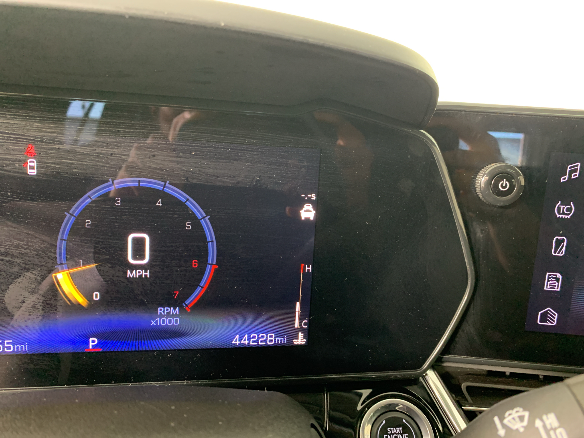 Used 2025 Chevrolet Trax SUV