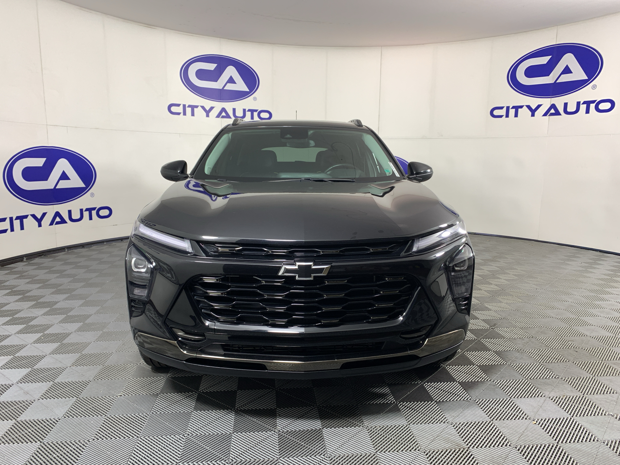 Used 2025 Chevrolet Trax SUV