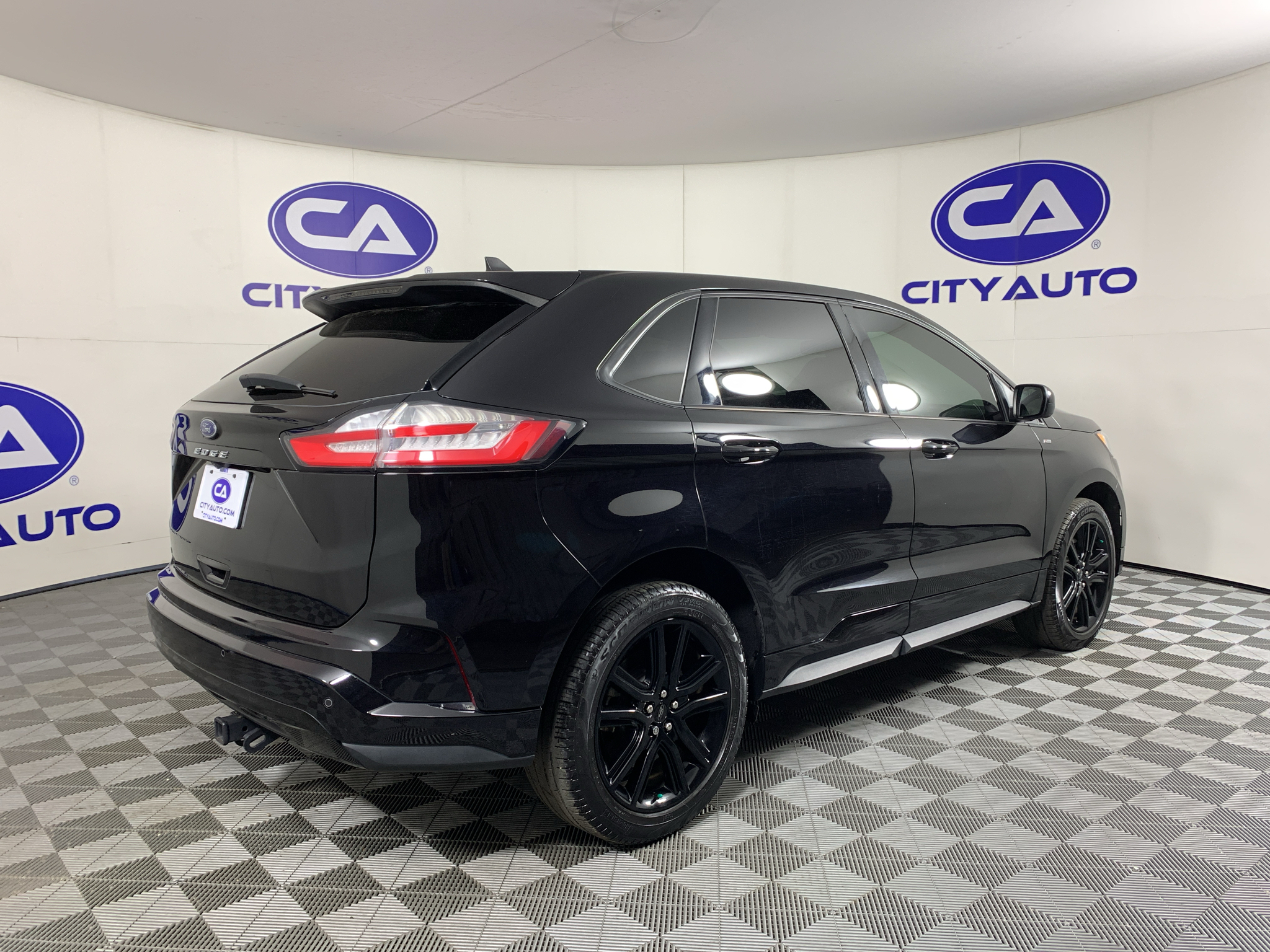 Used 2023 Ford Edge SUV