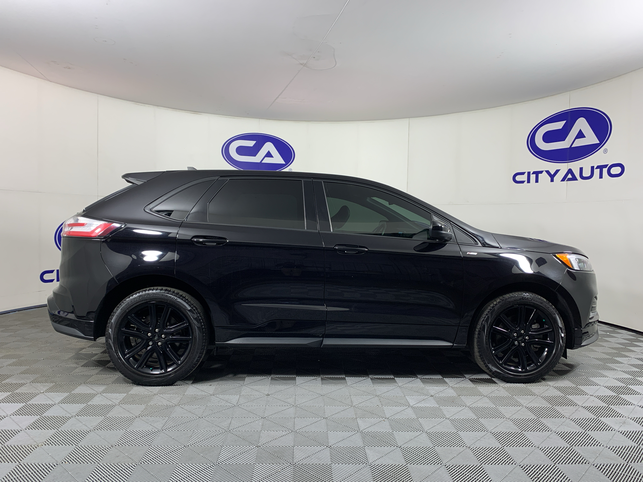 Used 2023 Ford Edge SUV