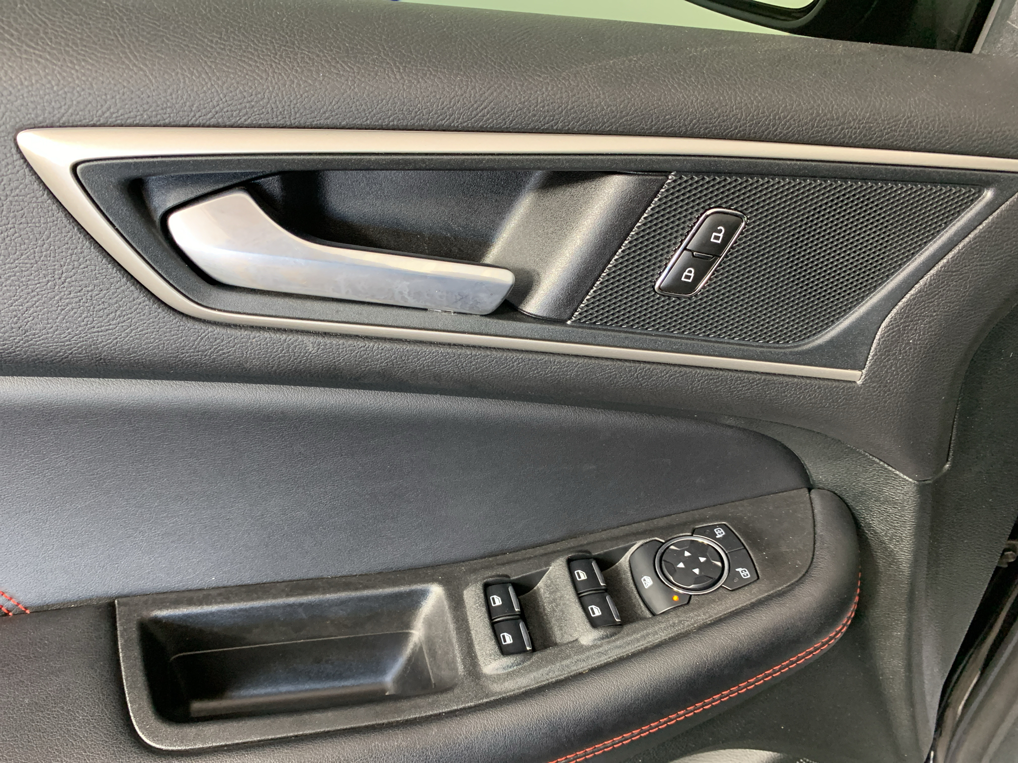 Used 2023 Ford Edge SUV