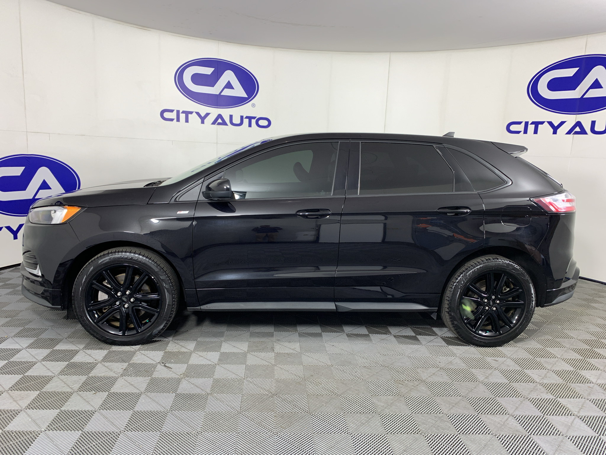 Used 2023 Ford Edge SUV