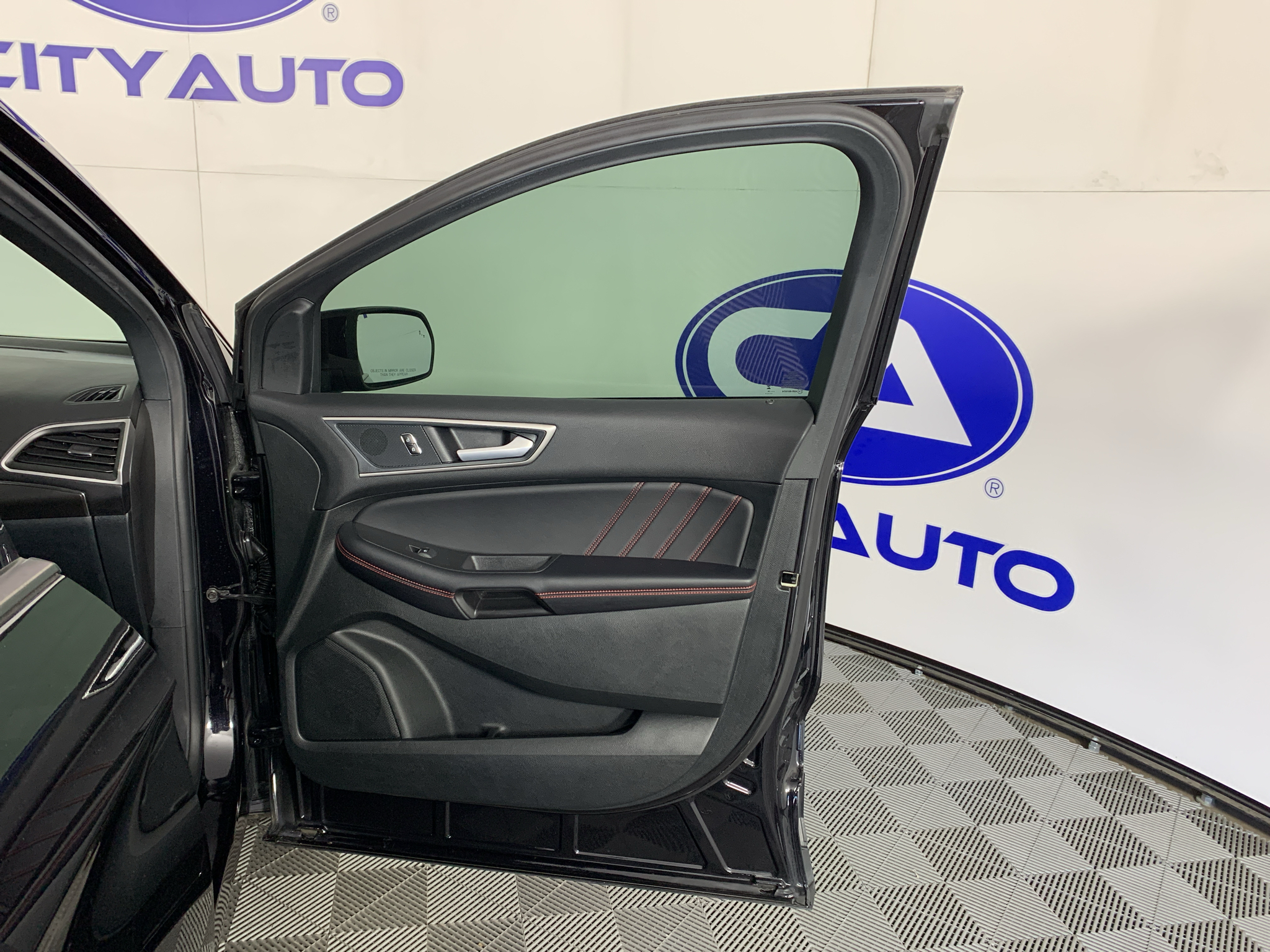 Used 2023 Ford Edge SUV