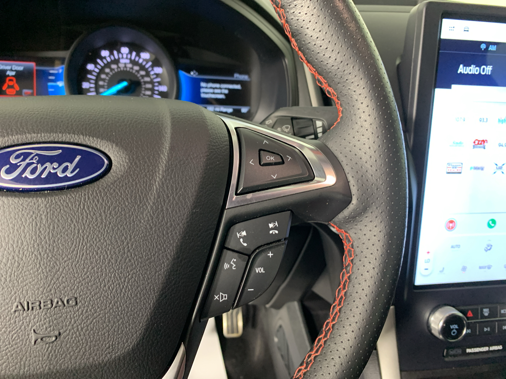 Used 2023 Ford Edge SUV
