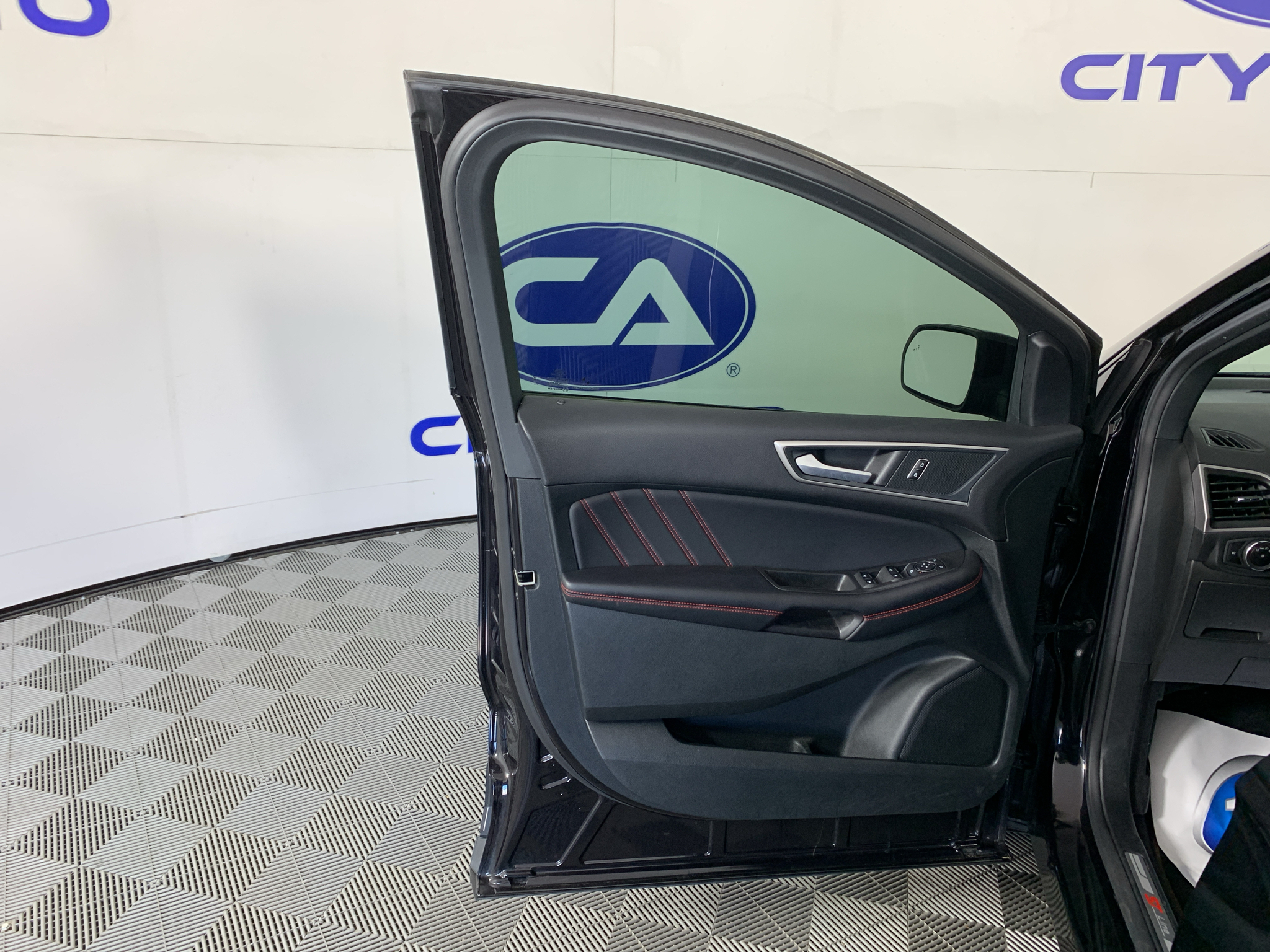Used 2023 Ford Edge SUV