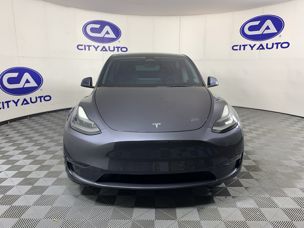 Vehicle photo 9