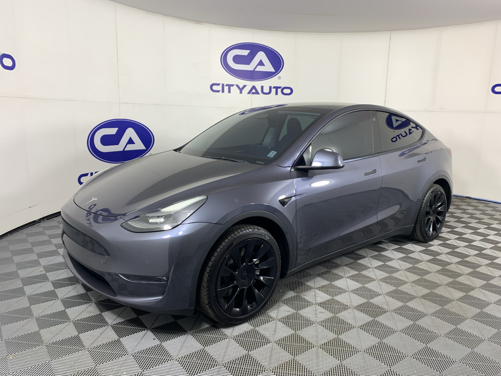 Vehicle photo 7