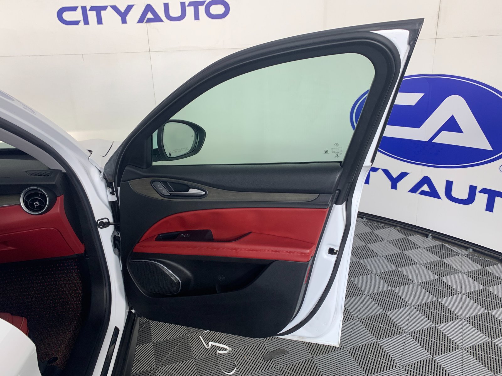 Used 2019 Alfa romeo Stelvio SUV