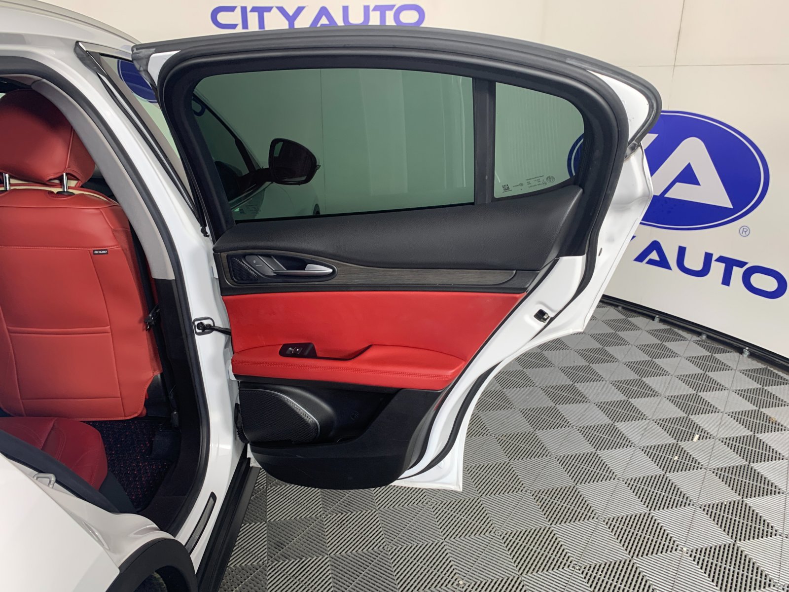 Used 2019 Alfa romeo Stelvio SUV
