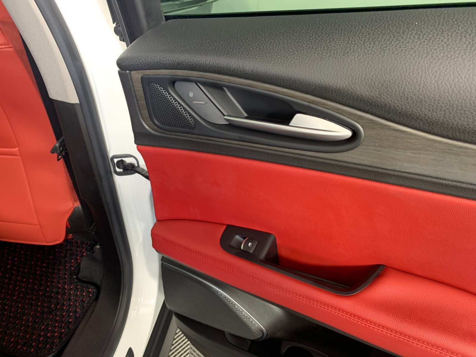 Used 2019 Alfa romeo Stelvio SUV