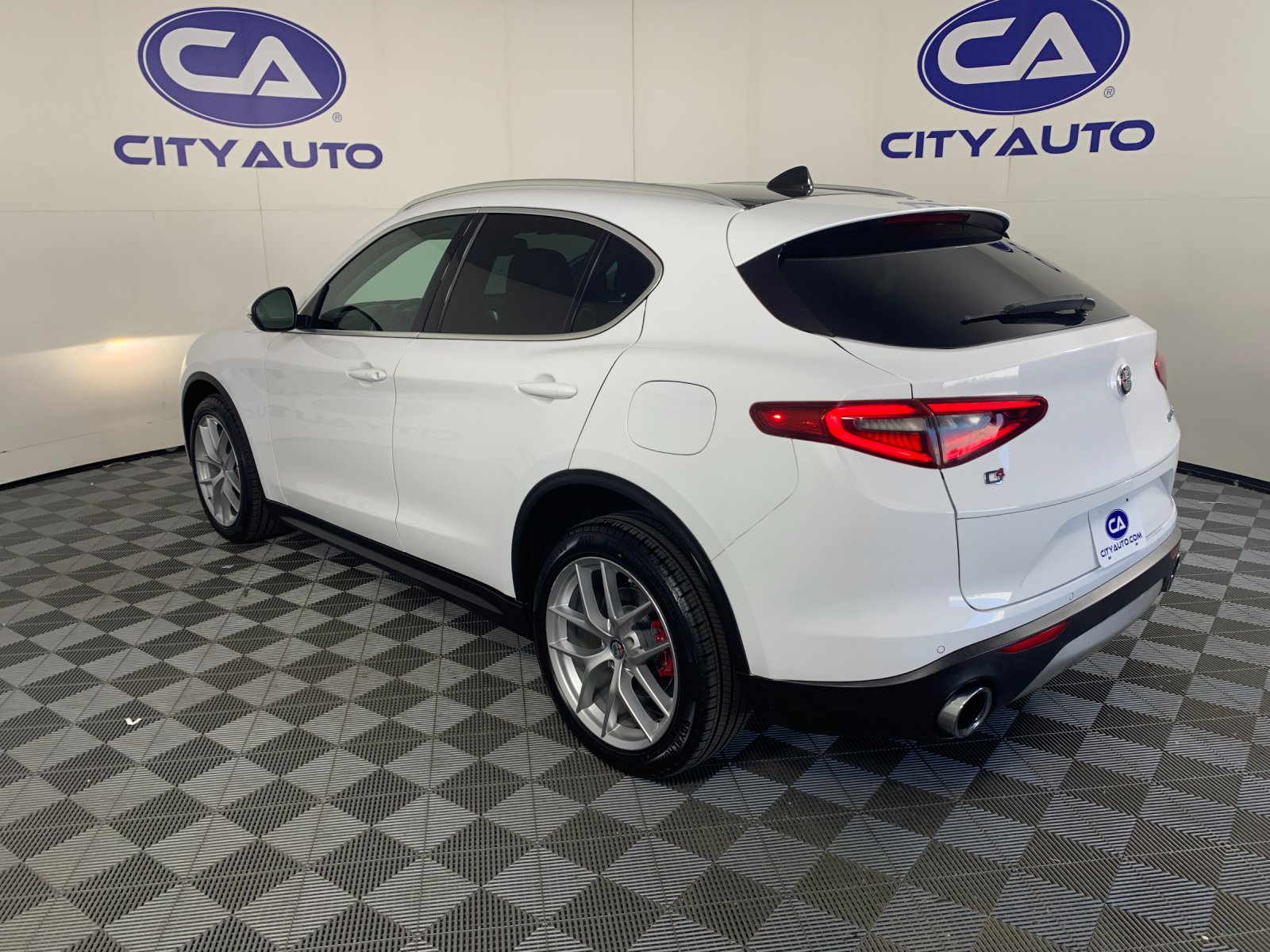 Used 2019 Alfa romeo Stelvio SUV
