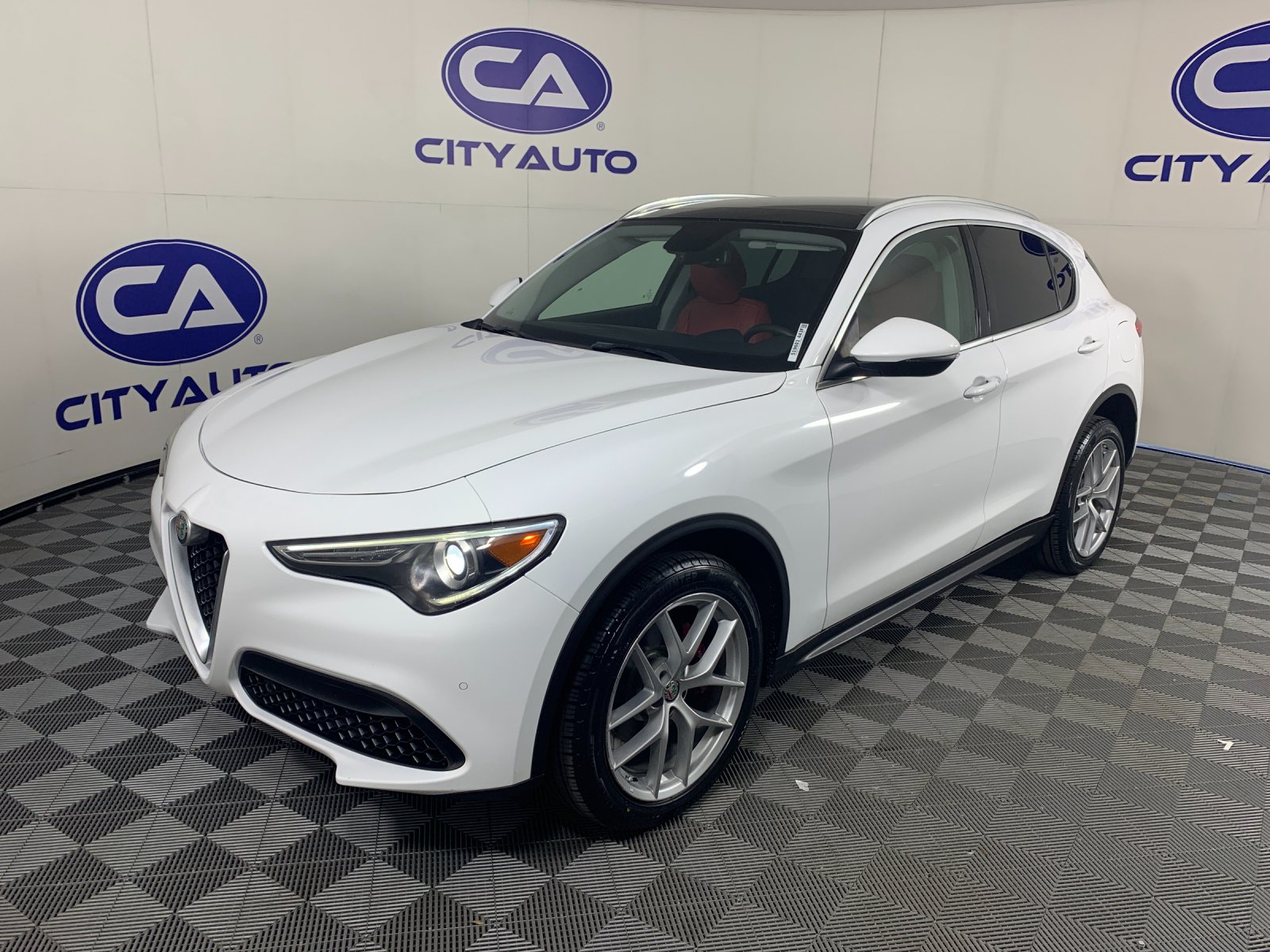 Used 2019 Alfa romeo Stelvio SUV