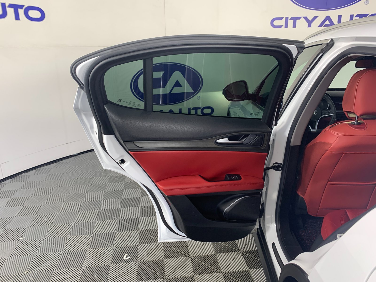 Used 2019 Alfa romeo Stelvio SUV