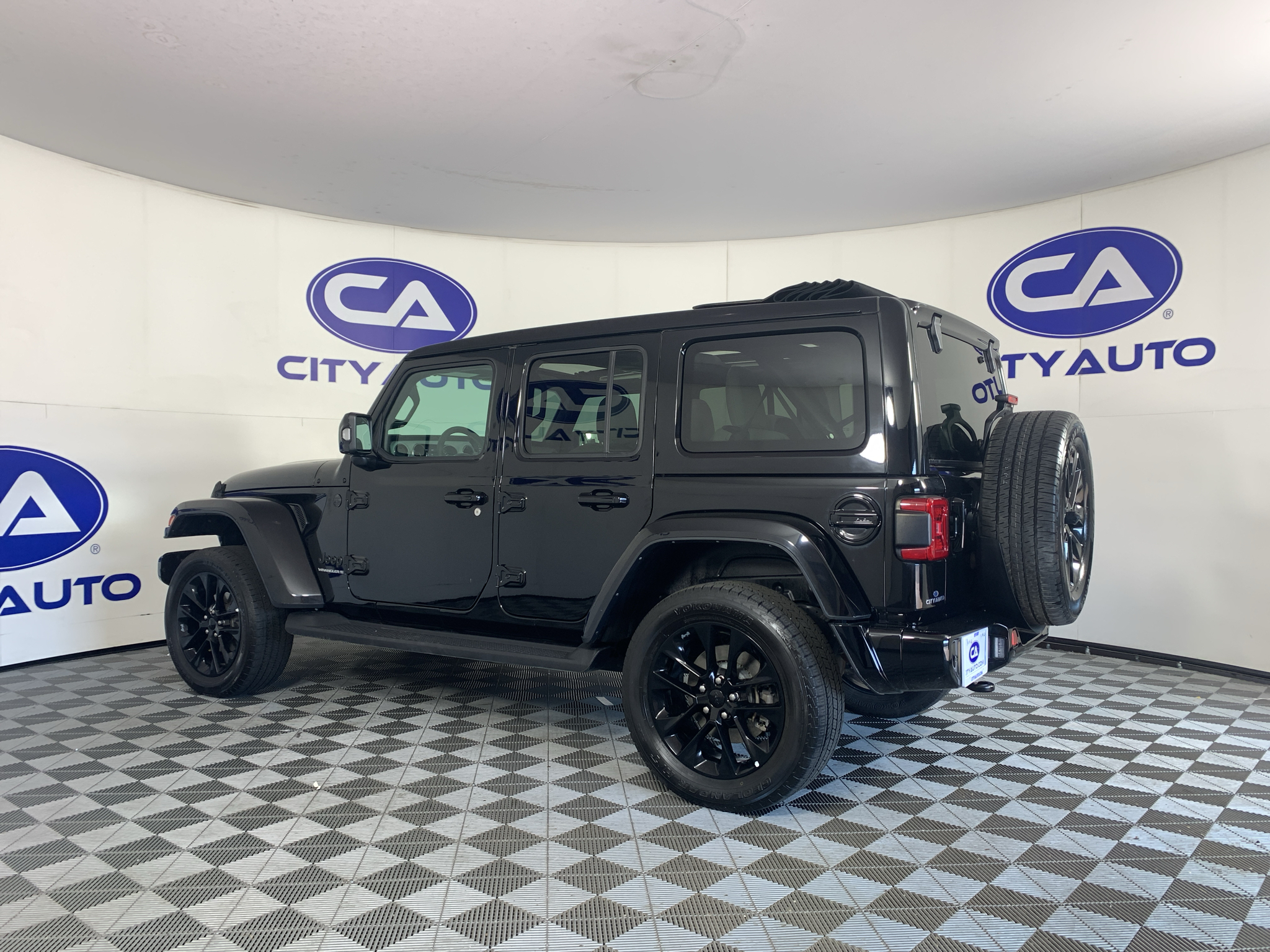 Used 2023 Jeep Wrangler SUV