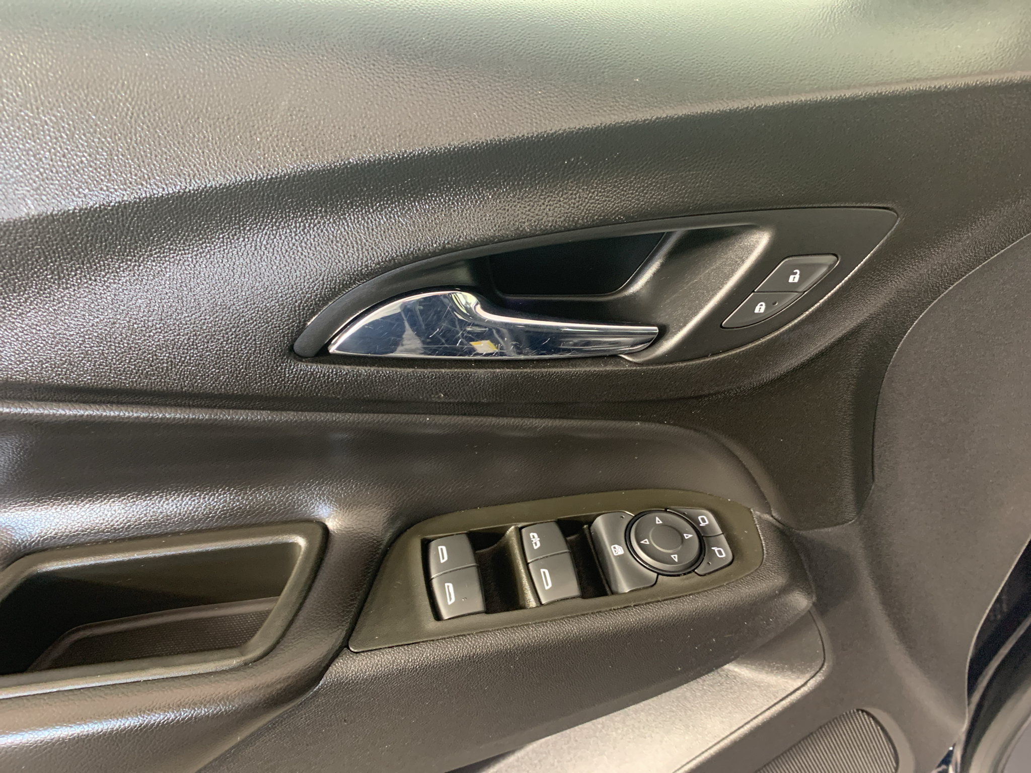 Used 2021 Chevrolet Equinox SUV