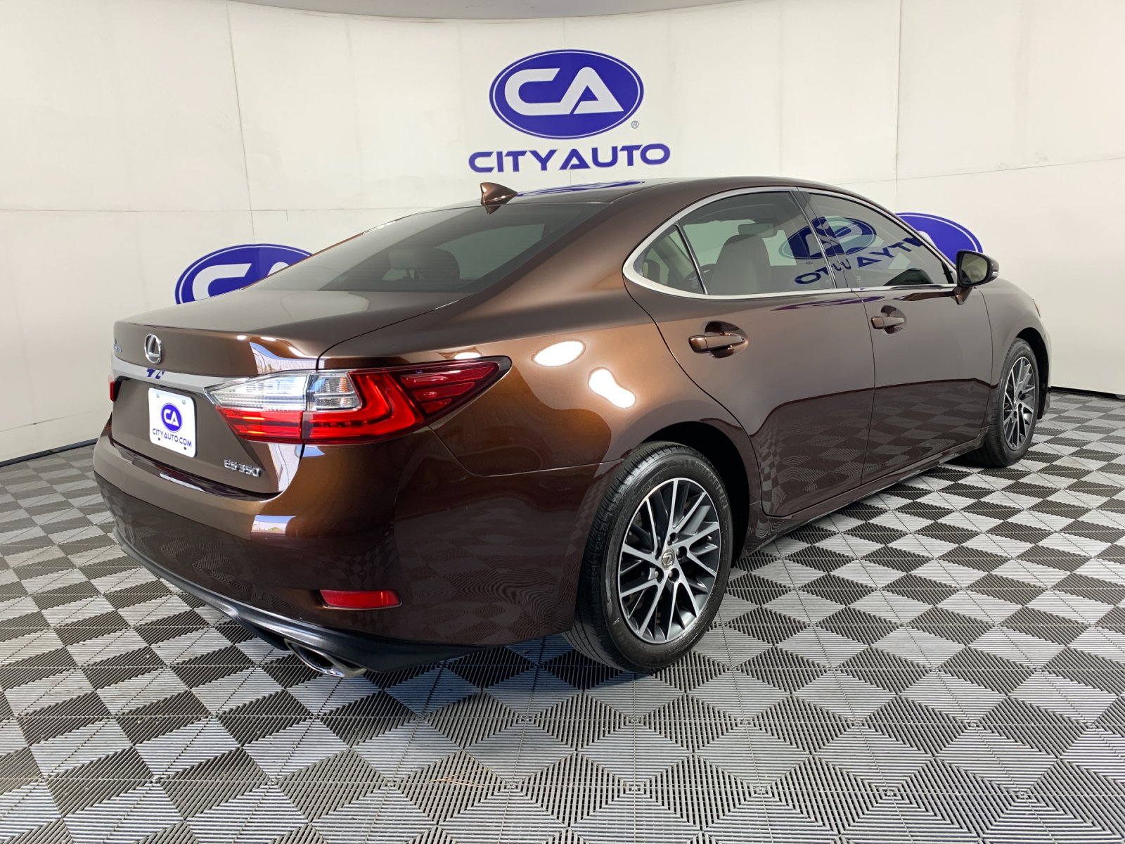 Used 2018 Lexus ES 350 Sedan