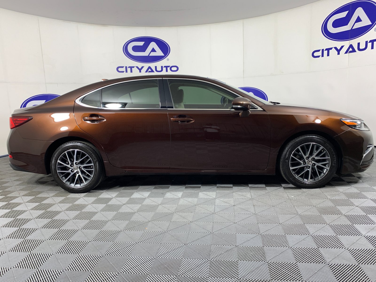 2018 Lexus ES 350 Base