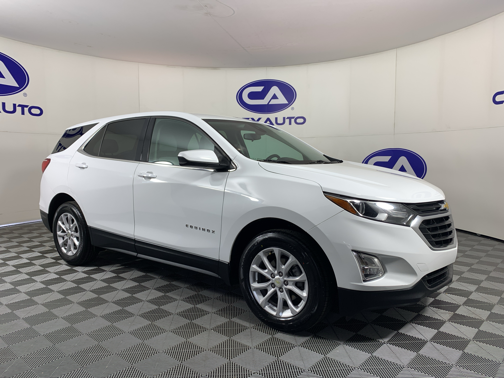 2020 Chevrolet Equinox LT FWD photo