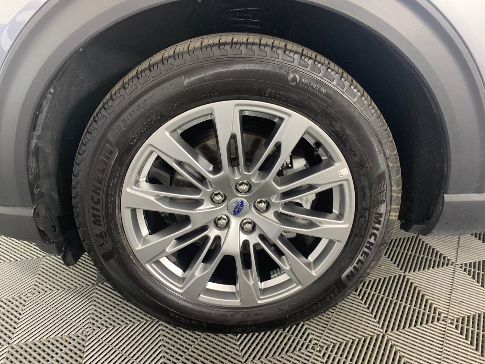 Used 2025 Ford Explorer SUV