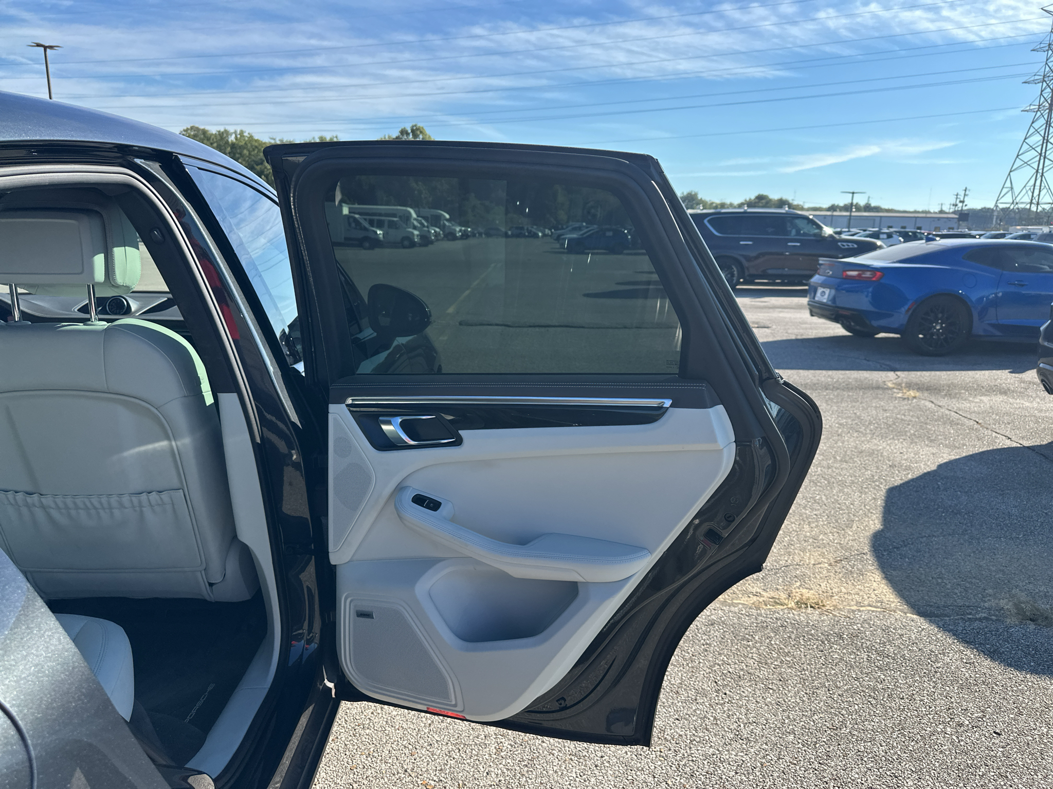 Used 2020 Porsche Macan SUV