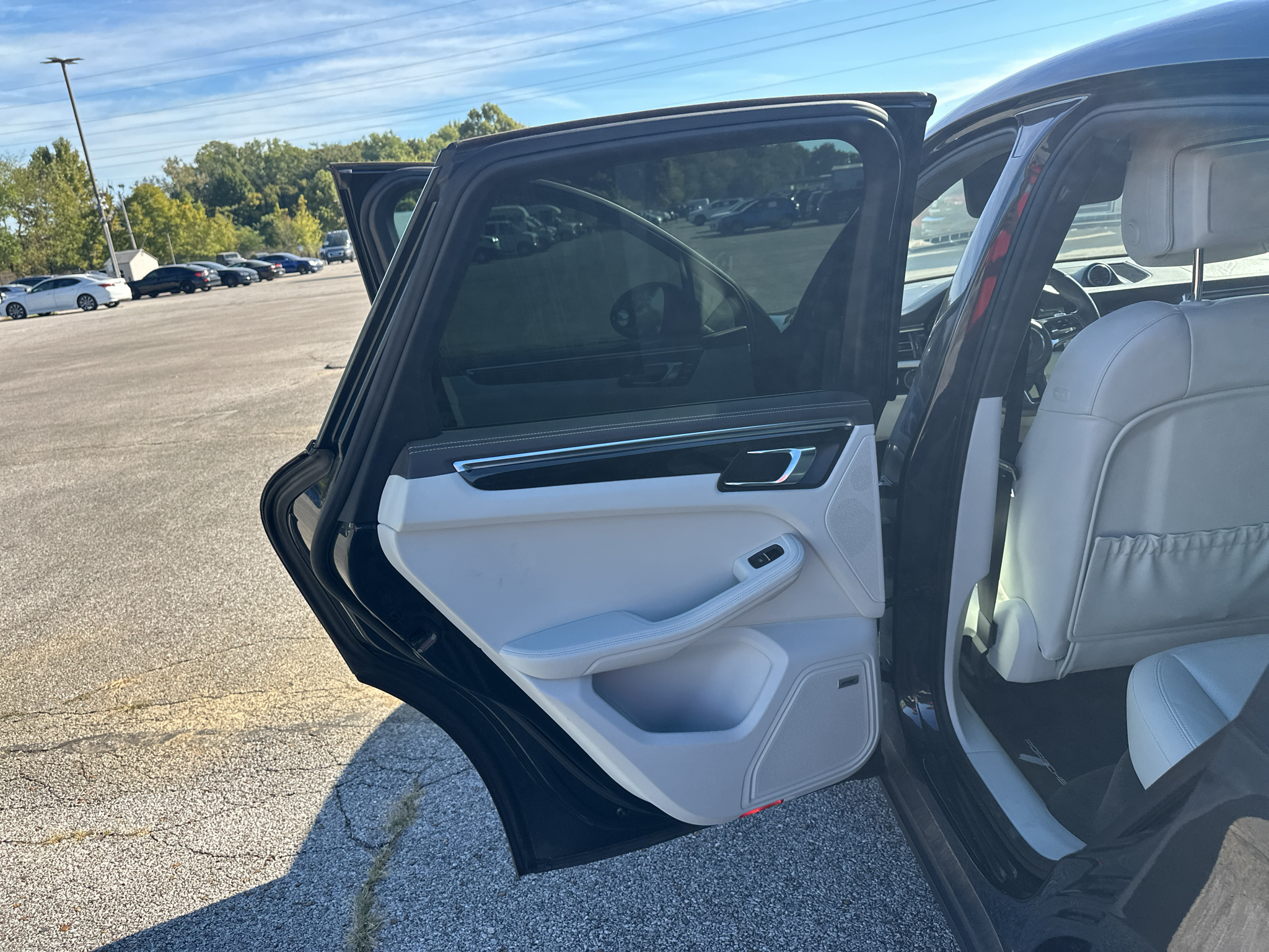 Used 2020 Porsche Macan SUV