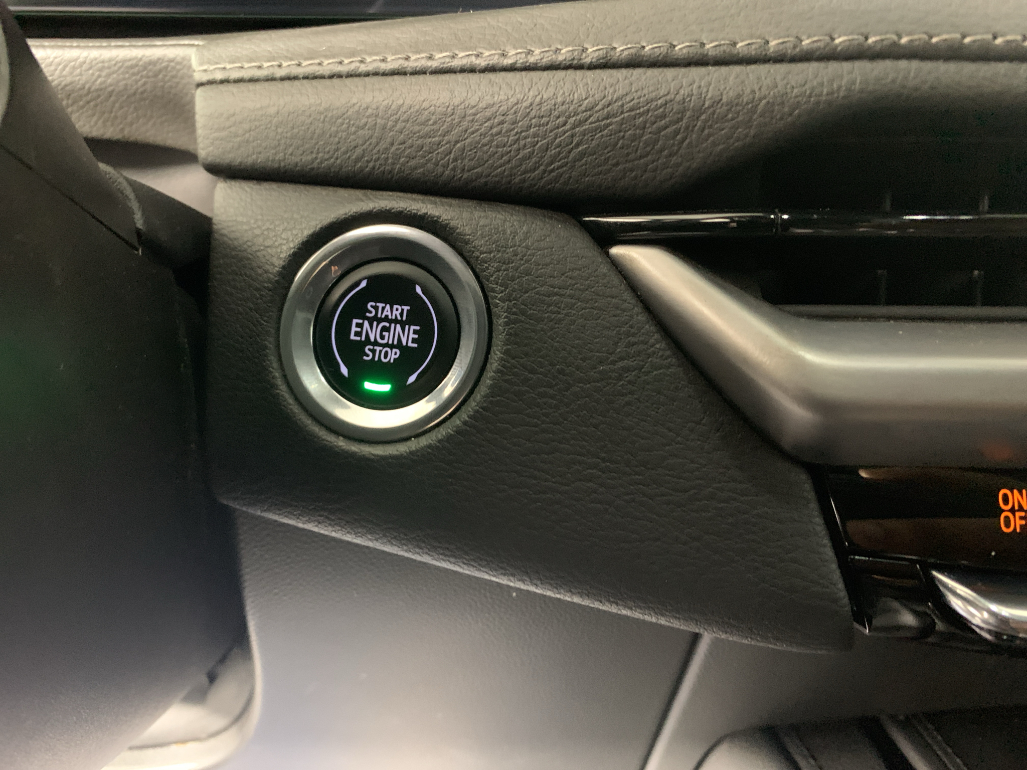 Used 2024 Cadillac XT4 SUV