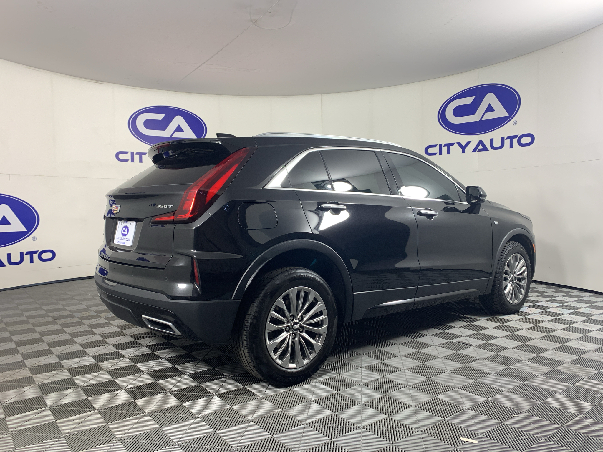 Used 2024 Cadillac XT4 SUV