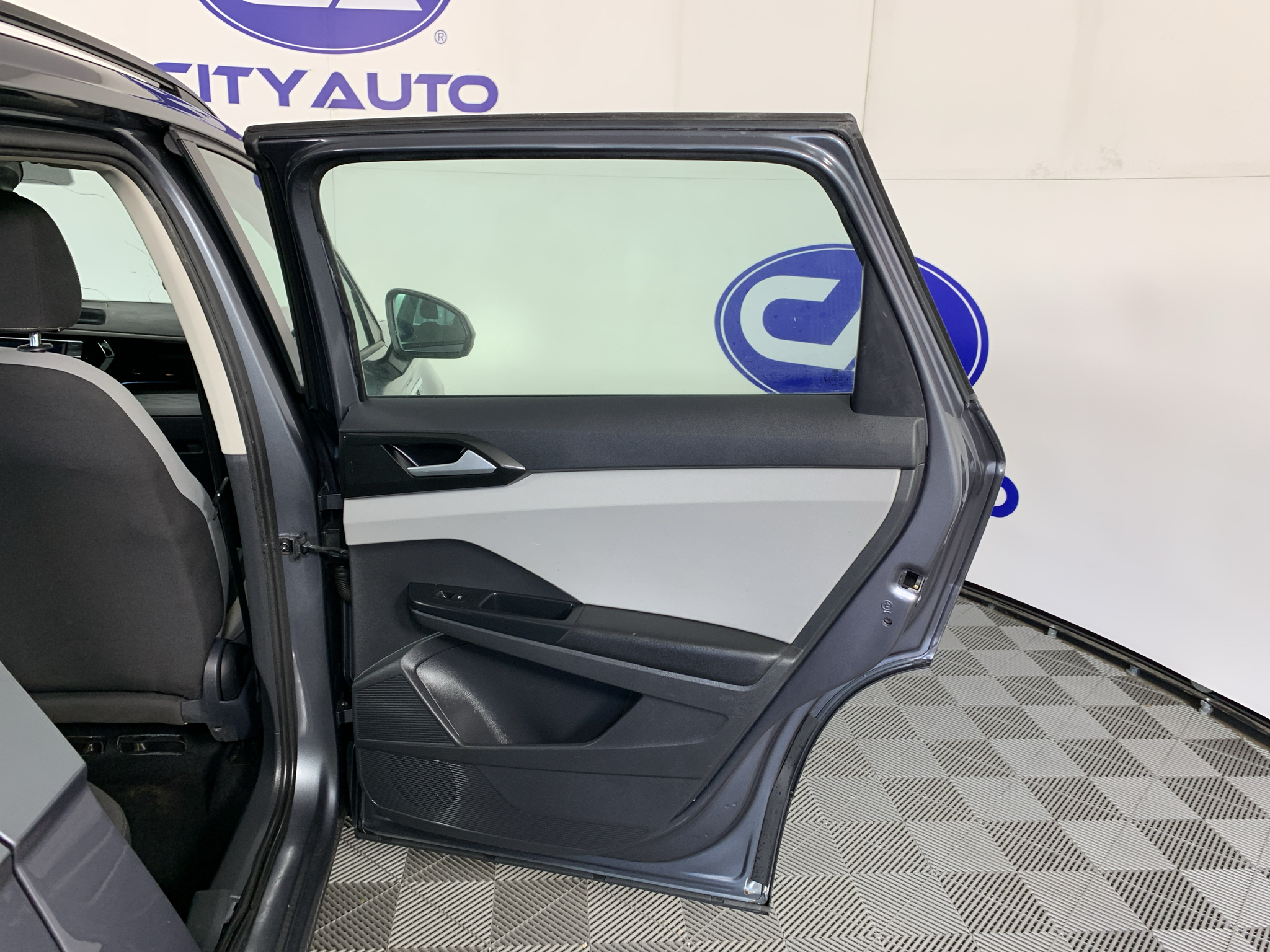 Used 2022 Volkswagen Taos SUV